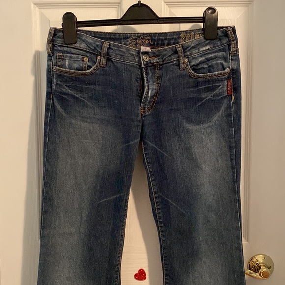 Silver Jeans Petite Size 32 Distressed Flare jeans - Picture 14 of 14